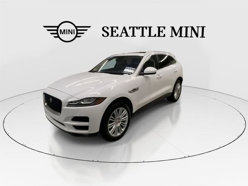 Used 2018 Jaguar F-PACE Portfolio image 5