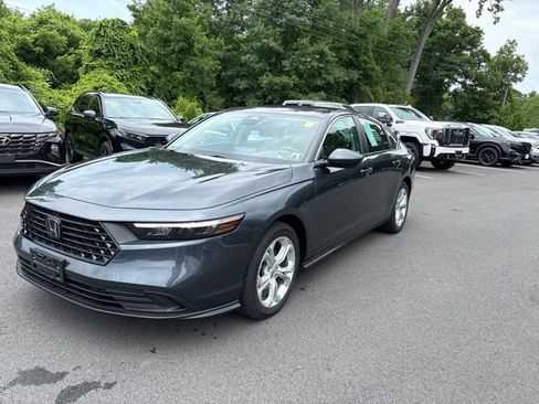 Used 2023 Honda Accord LX image 2