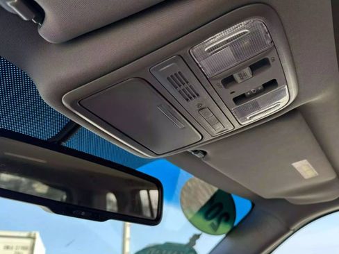 Used 2010 Honda Pilot EX-L image 25