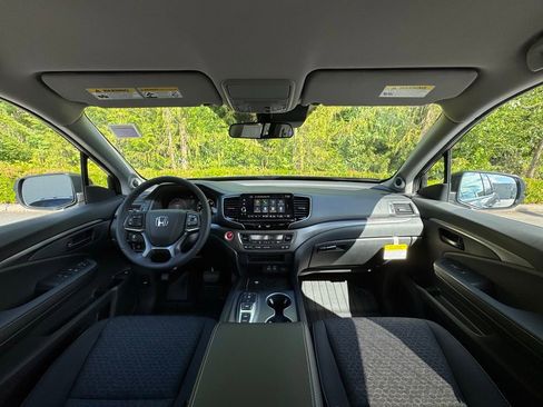 New 2026 Honda Ridgeline Sport image 4