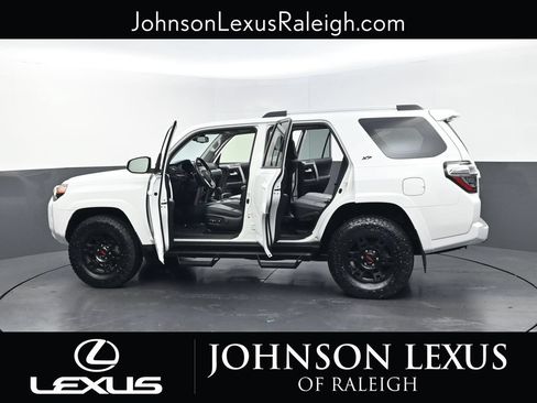 Used 2024 Toyota 4Runner SR5 Premium w/ Moonroof Package AWD/4WD image 36