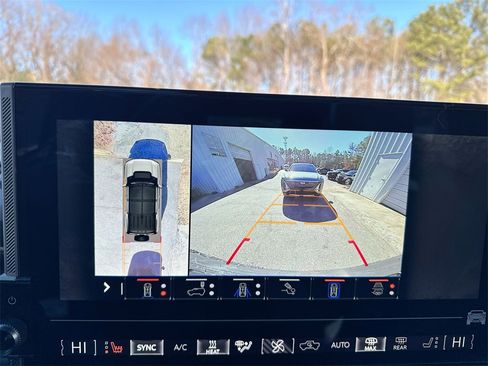 Used 2025 GMC Hummer EV 3X w/ Extreme Off-Road Package image 28