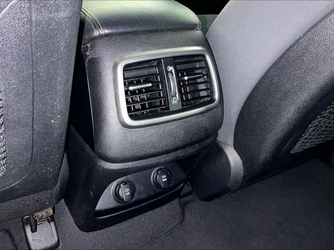 Used 2016 Kia Sorento FWD w/ LX Convenience Package image 23