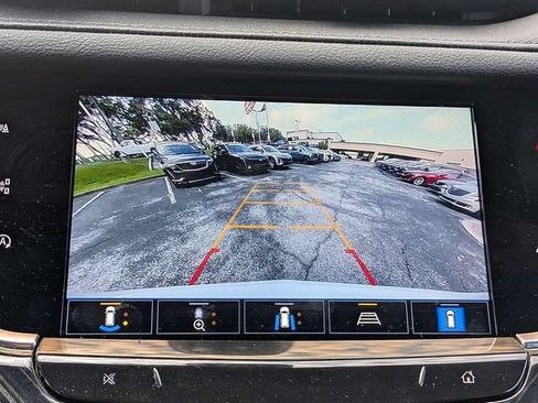 Certified 2023 Cadillac XT6 Premium Luxury w/ Technology Package FWD image 23