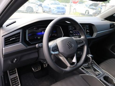 Used 2023 Volkswagen Jetta Sport FWD image 18