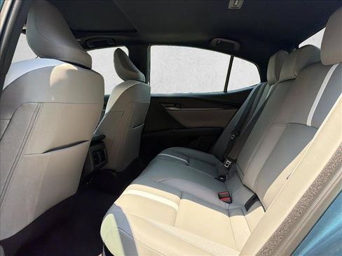 New 2026 Toyota Camry SE FWD image 9