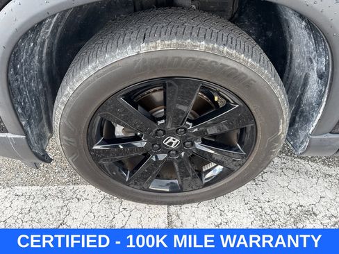 Certified 2025 Honda Pilot Black Edition image 10