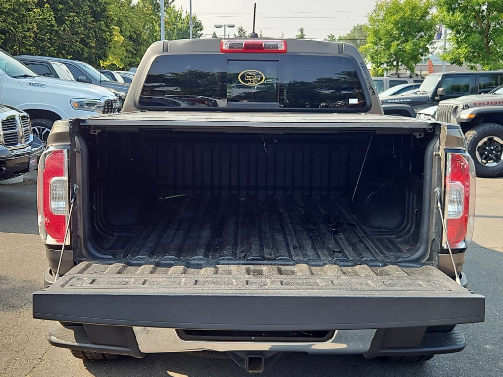 Used 2015 GMC Canyon SLT w/ Driver Alert Package RWD image 10