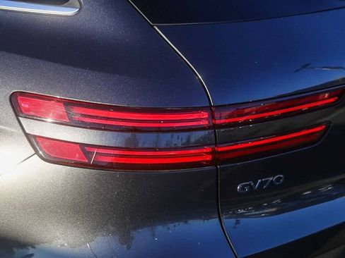 Used 2023 Genesis Electrified GV70 Prestige w/ Prestige Package image 10