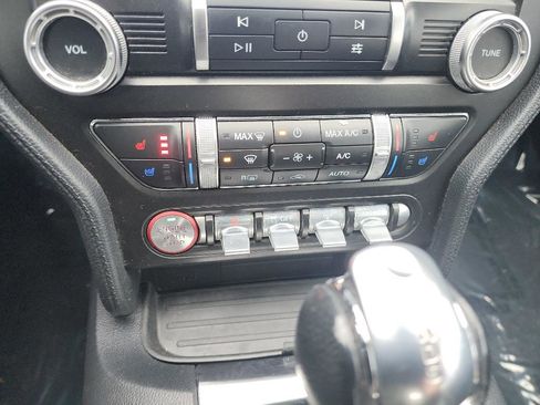 Used 2021 Ford Mustang Premium image 17