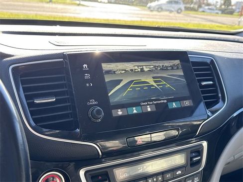 Used 2019 Honda Pilot Touring image 20