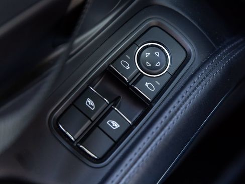 Certified 2022 Porsche 718 Cayman RWD image 18