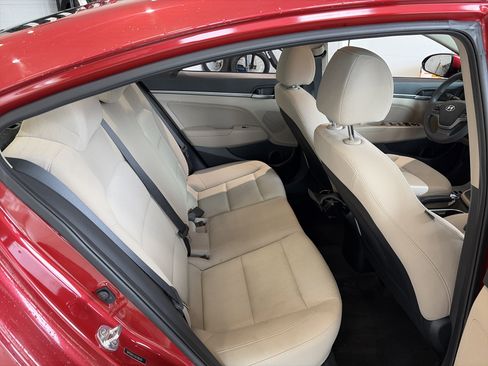 Used 2018 Hyundai Elantra SEL image 25