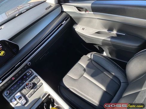 Used 2023 Hyundai Palisade SEL AWD/4WD image 17