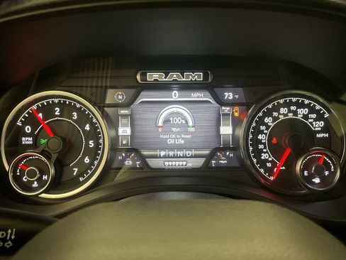 Used 2022 RAM 1500 Big Horn AWD/4WD image 6