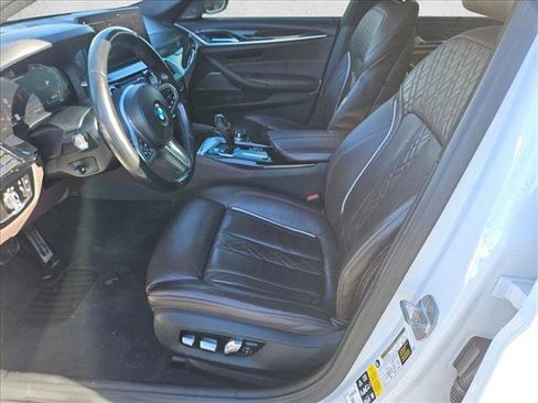 Used 2022 BMW M550i xDrive w/ Executive Package AWD/4WD image 13