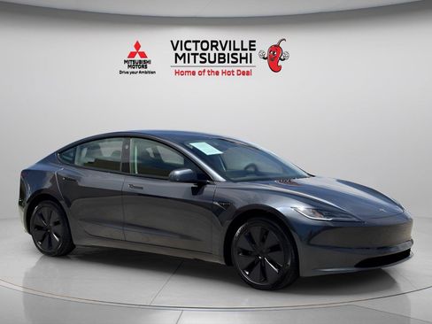 Used 2025 Tesla Model 3 Long Range RWD image 1