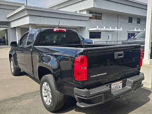 Used 2022 Chevrolet Colorado LT w/ Fleet Safety Package image 3