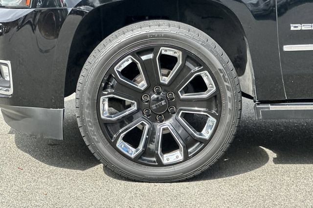 Used 2019 GMC Yukon Denali w/ Denali Ultimate Package AWD/4WD image 27