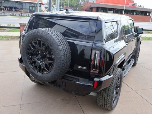 New 2026 GMC Hummer EV SUV AWD/4WD image 5