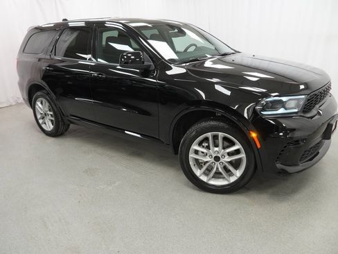 Certified 2025 Dodge Durango GT image 10