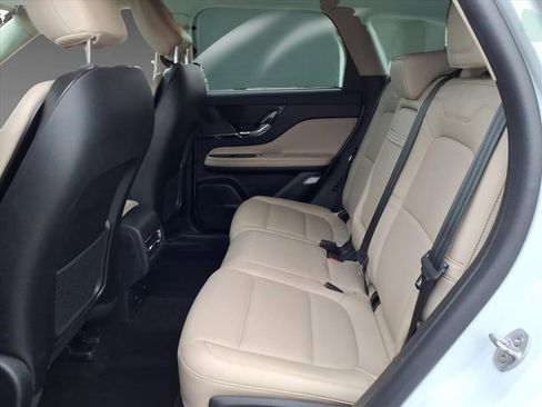 Certified 2025 Lincoln Corsair Premiere w/ Equipment Group 101A image 5