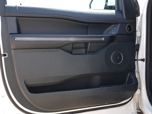 Used 2021 Ford Expedition XLT AWD/4WD image 13