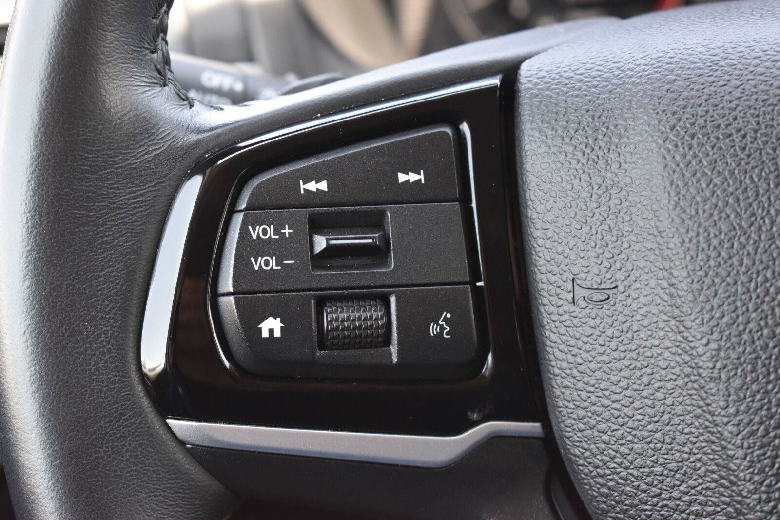 Used 2025 Honda Odyssey EX-L image 7