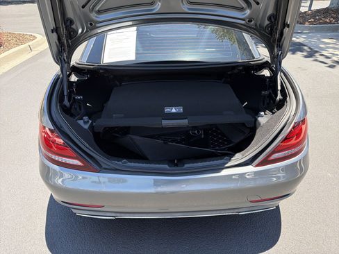 Used 2017 Mercedes-Benz SLC 300 image 34