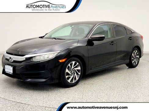 Used 2017 Honda Civic EX image 1
