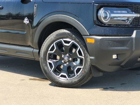 New 2025 Ford Bronco Sport Outer Banks w/ Outer Banks Tech Package+ image 2