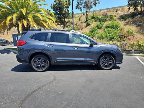 Used 2023 Subaru Ascent Onyx Edition AWD/4WD image 8
