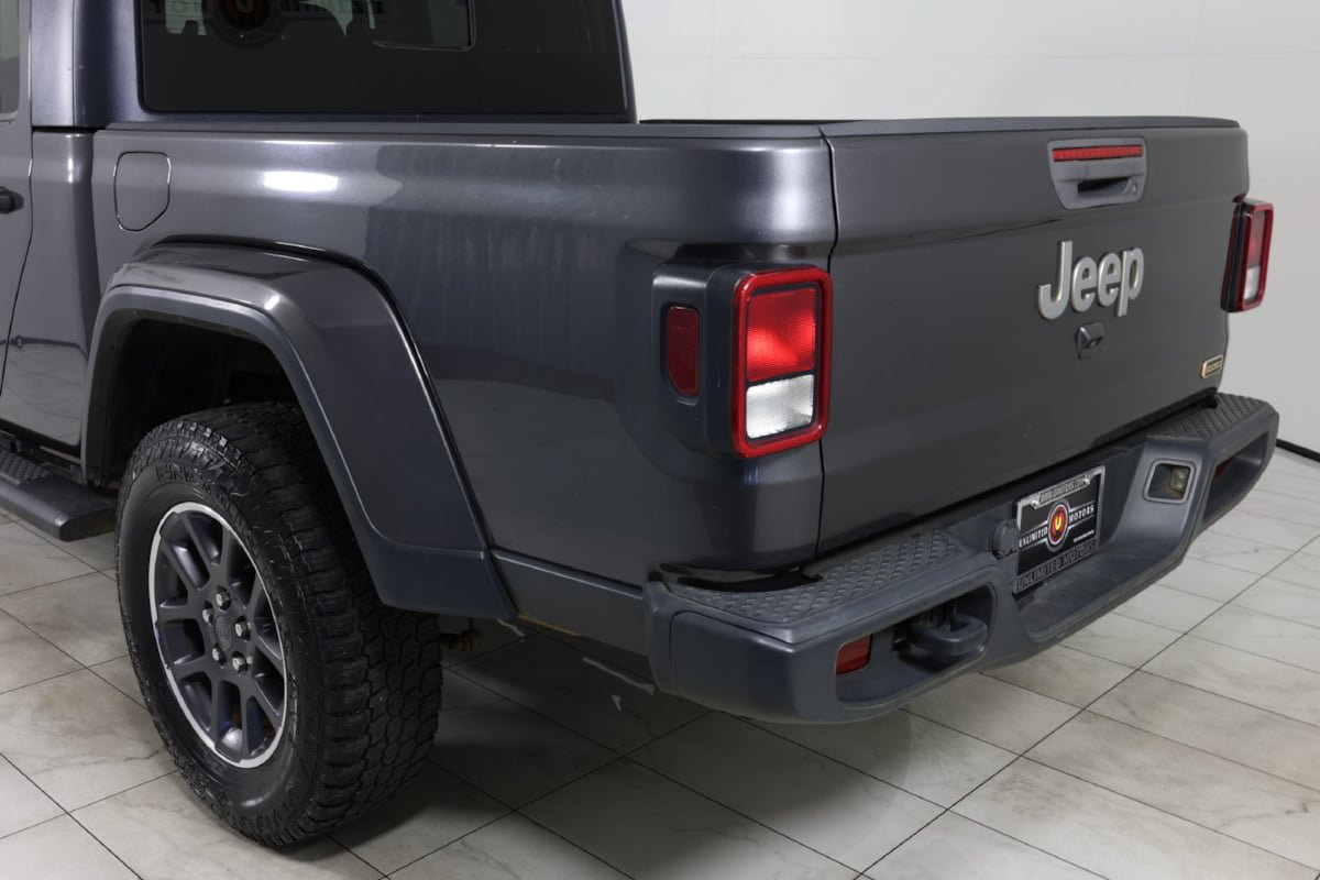 Used 2022 Jeep Gladiator Overland AWD/4WD image 41