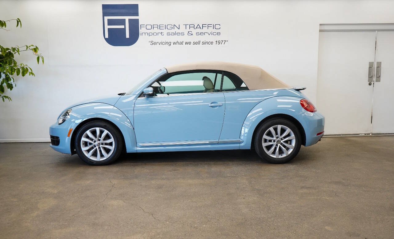 Used 2015 Volkswagen Beetle TDI FWD image 11