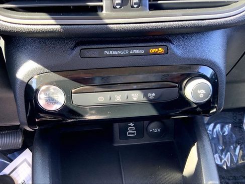 Used 2024 Ford Escape Base image 16