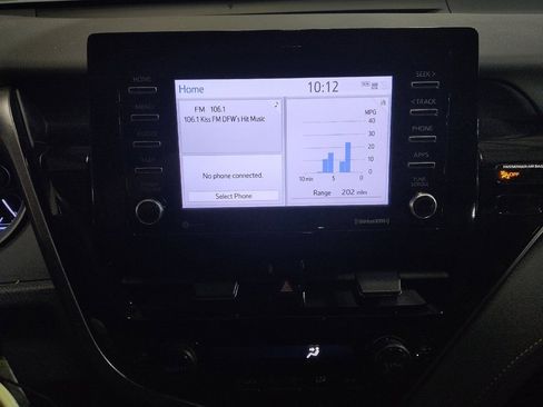 Used 2024 Toyota Camry LE image 25