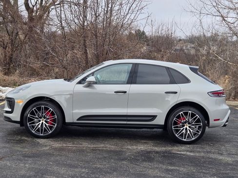 New 2026 Porsche Macan S image 2