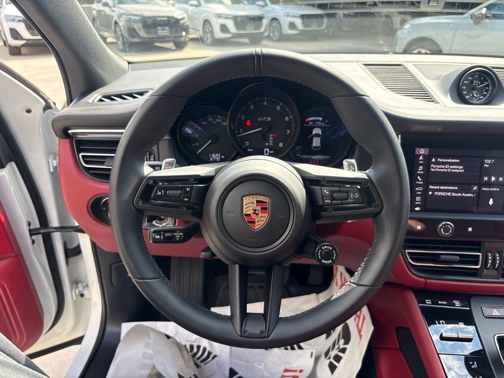 Used 2025 Porsche Macan GTS AWD/4WD image 20