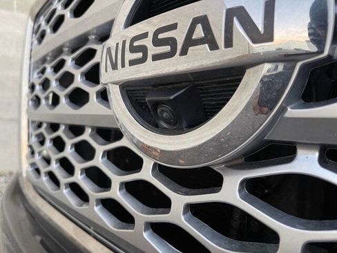 Used 2017 Nissan Titan Platinum Reserve AWD/4WD image 11