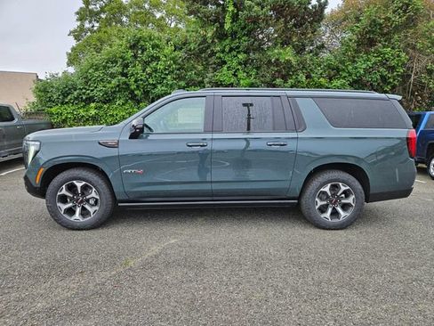 New 2026 GMC Yukon XL AT4 Ultimate AWD/4WD image 2