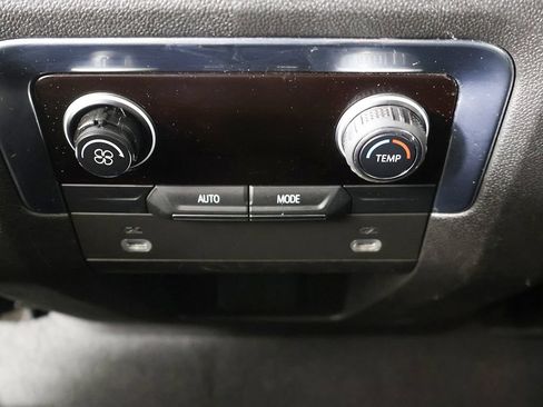 Used 2021 Chevrolet Tahoe LT AWD/4WD image 30