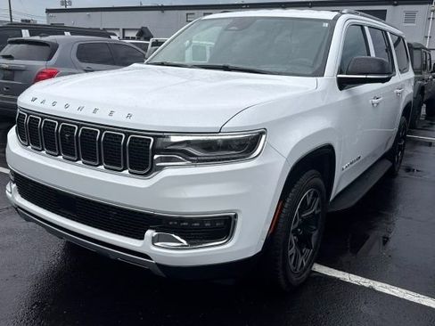 Used 2025 Jeep Wagoneer L Series III image 1