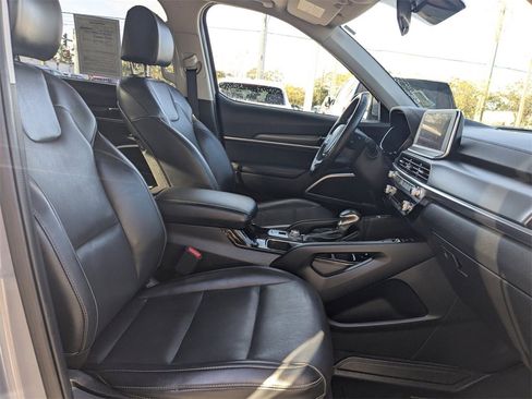 Used 2022 Kia Telluride S image 13