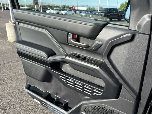 New 2026 Toyota 4Runner Limited AWD/4WD image 9