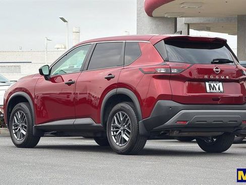 Used 2022 Nissan Rogue S FWD image 6
