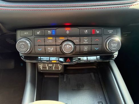 Used 2024 Dodge Durango R/T image 18