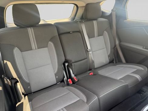 Used 2024 Chevrolet Blazer LT w/ Convenience Package FWD image 18