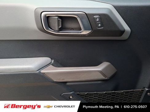 Used 2022 Ford Bronco Black Diamond image 14