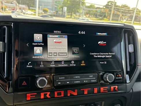 Used 2025 Nissan Frontier PRO-4X w/ Pro Convenience Package AWD/4WD image 11