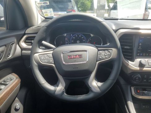 Used 2023 GMC Acadia Denali w/ LPO, Floor Liner Package FWD image 11